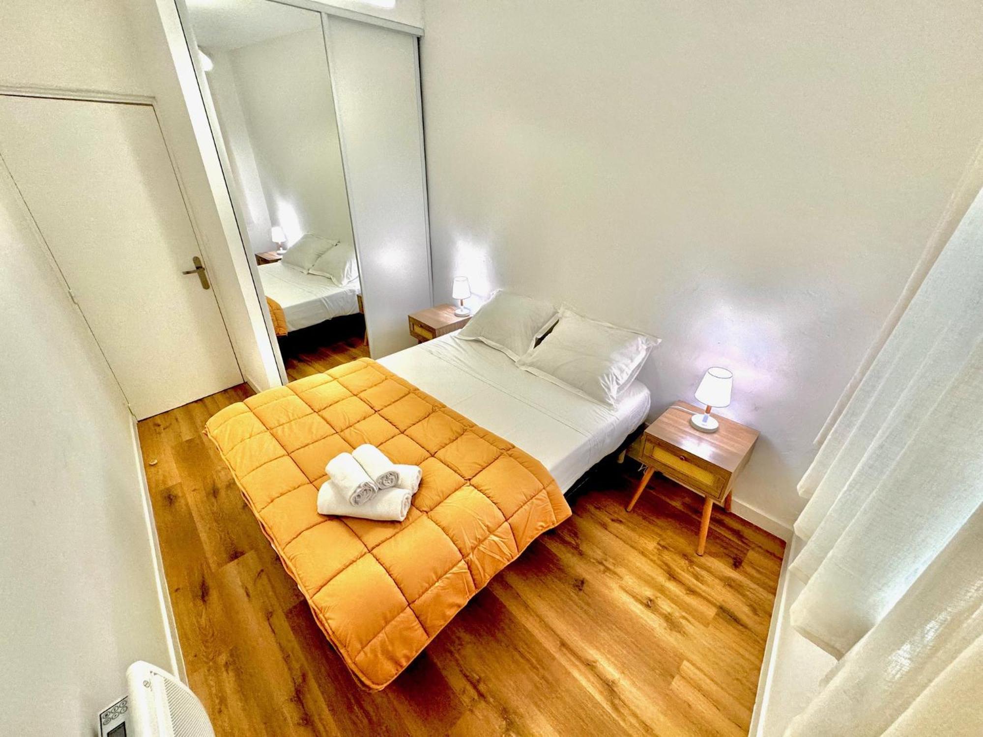 Riviera: Old Town Grand Near Promenade Apartment Nice